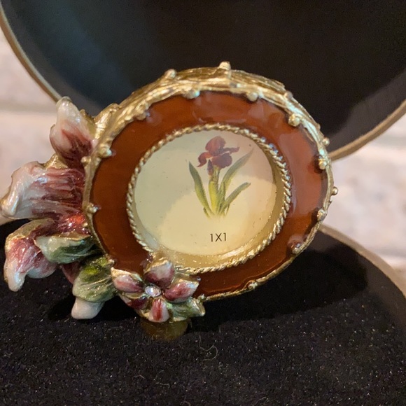 Decorative new musical faberge egg - Picture 8 of 9